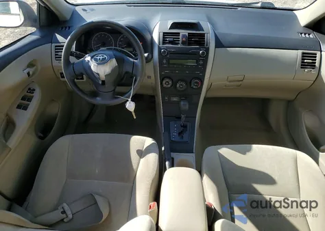 2013 Toyota Corolla Base z USA, uszkodzony, nr VIN 2T1BU4EE7DC968147